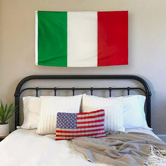 Italian Flag 3x5 Feet 100D Polyester Fade resistant Brass Grommets Canvas Header