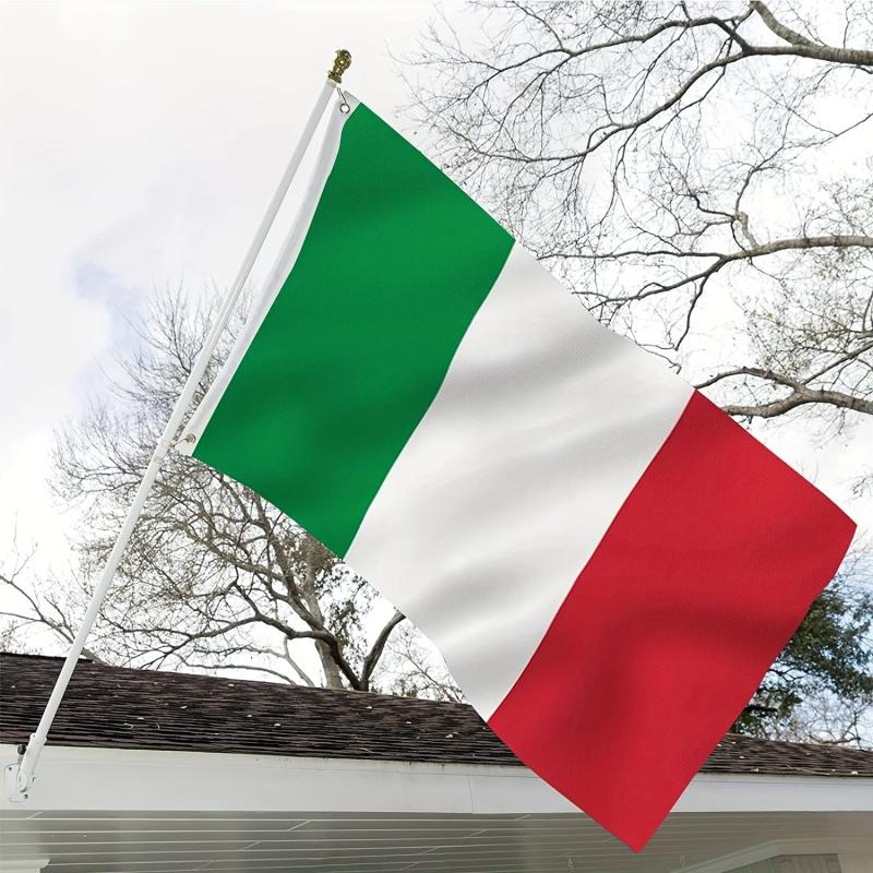 Italian Flag 3x5 Feet 100D Polyester Fade resistant Brass Grommets Canvas Header