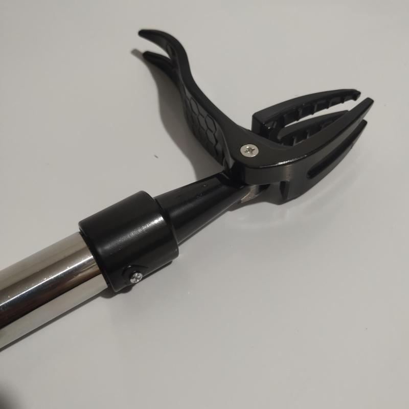 Plant Root Puller - Easily Remove Garden Weeds