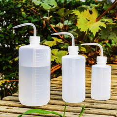 Plastic Lab Squeeze Bottle with Narrow Mouth & Scale Labels