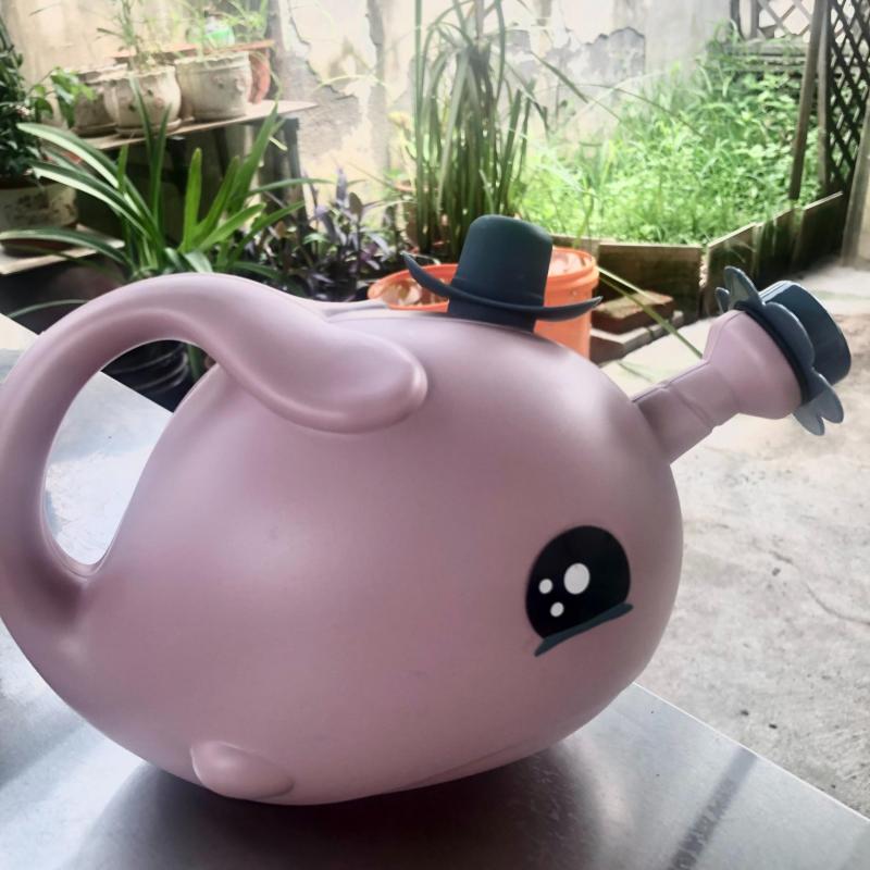 Whale Shaped Garden Spray Bottle 1.2L