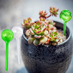1pc Automatic Plant Watering Bulbs Self Watering Plastic Balls Garden Water Can