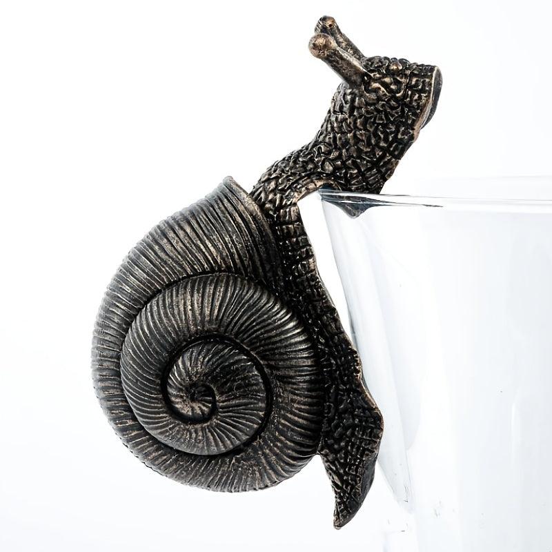 Handcrafted Snail Figure Plant Pot Hanger for Garden Decor