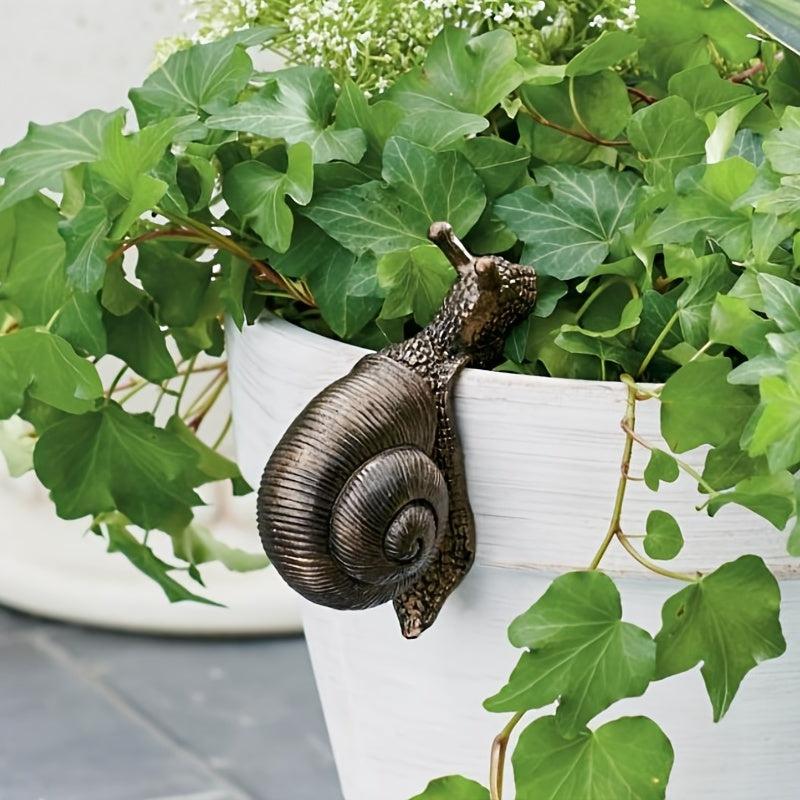 Handcrafted Snail Figure Plant Pot Hanger for Garden Decor