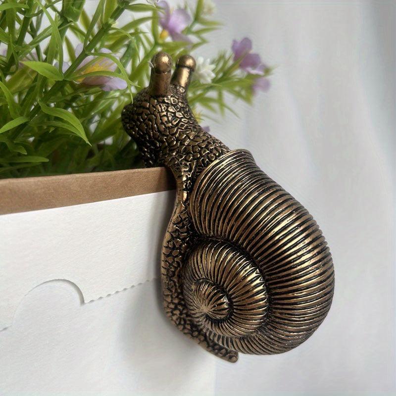 Handcrafted Snail Figure Plant Pot Hanger for Garden Decor
