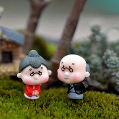 2pcs Fairy Garden Figurines for Magical Landscapes