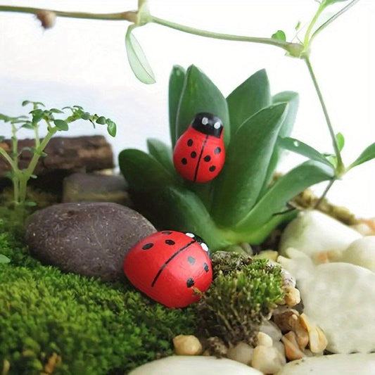 50pcs Wooden Ladybug Insect Craft Decor for Garden Plant Outdoor