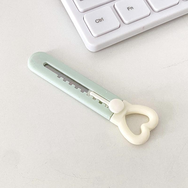 1pc Mini Love Heart Utility Paper Cutter Art Box Cutter School Office Supply