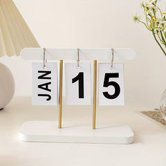 Modern Wooden Page Flip Desk Calendar Office Desktop Decoration