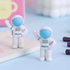 2pcs Spaceman Eraser Astronaut Shape Eraser Student Stationery Prize