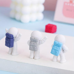 2pcs Spaceman Eraser Astronaut Shape Eraser Student Stationery Prize