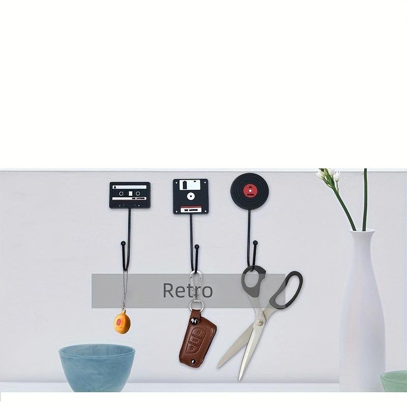 Retro Style Nail Hanger for Backpacks, Headsets & Stationery