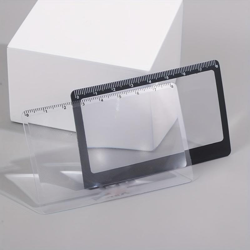 Credit Card Size Magnifier 8.5x Magnification Fresnel Lens