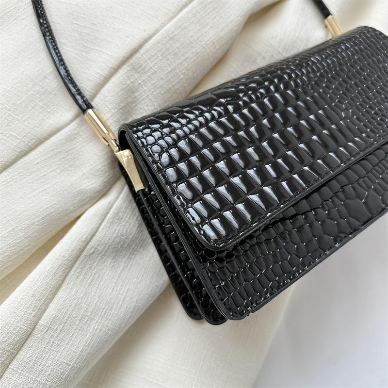 Vintage Crocodile Embossed Underarm Bag Solid Flap Shoulder Bag