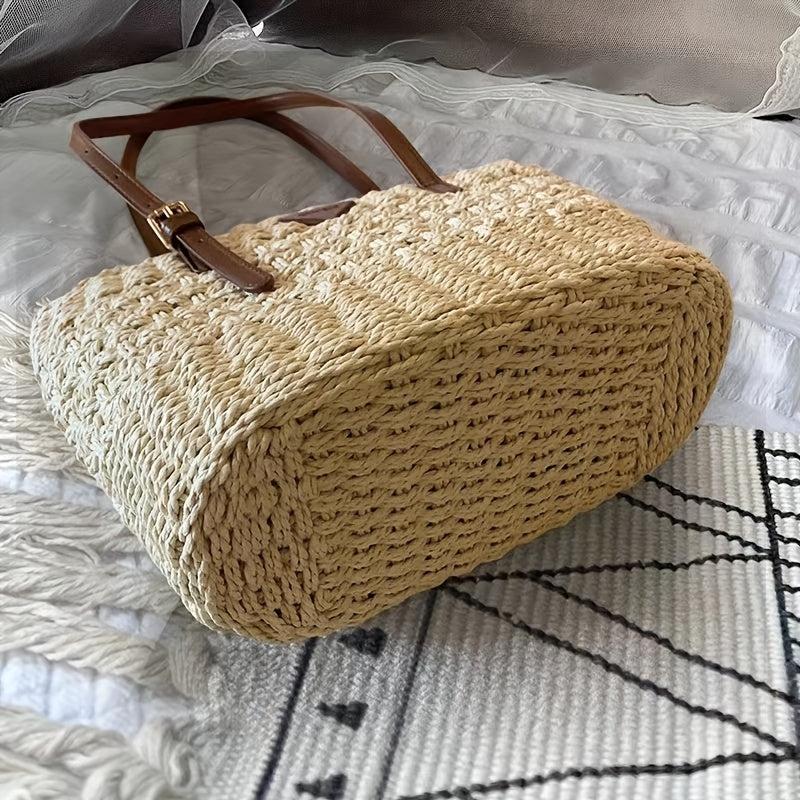 Straw Woven Large Capacity Tote Basket Bag Lightweight Bucket Satchel Bag
