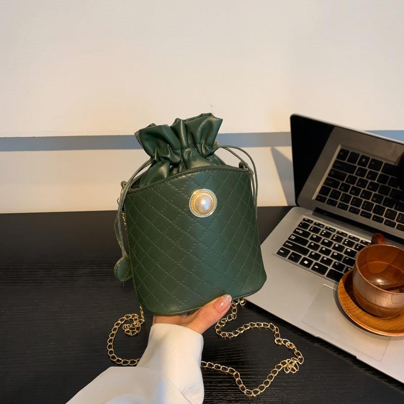 Argyle Pattern Bucket Bag Drawstring Crossbody Chain Bag