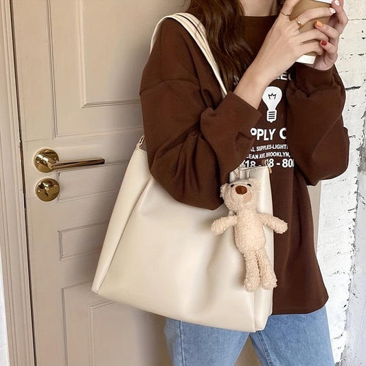 Minimalist Solid Tote Bag Women's Crossbody Bag With Bear Pendant