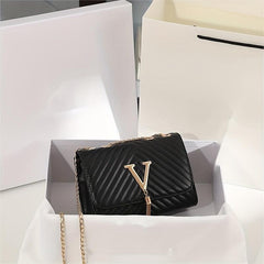 Women's Quilted Chain Bag with Tassel Detail