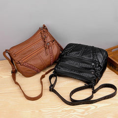 Casual Messenger Bag for Middle aged Women Large Capacity Shoulder Bag
