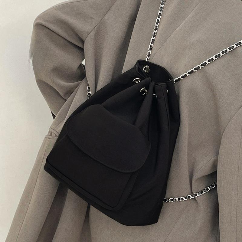 Chain Bucket Backpack Drawstring Daypack Casual Travel School Bag
