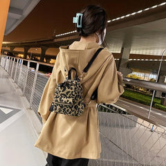 Leopard Pattern Backpack Lightweight Small Storage Rucksack for Outdoor Daypack