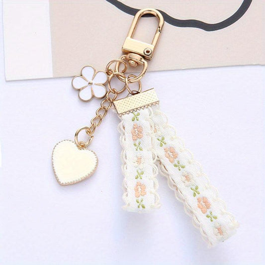Daisy Lace Heart Keychain Colorful Bag Key Chain Keyring Ornament