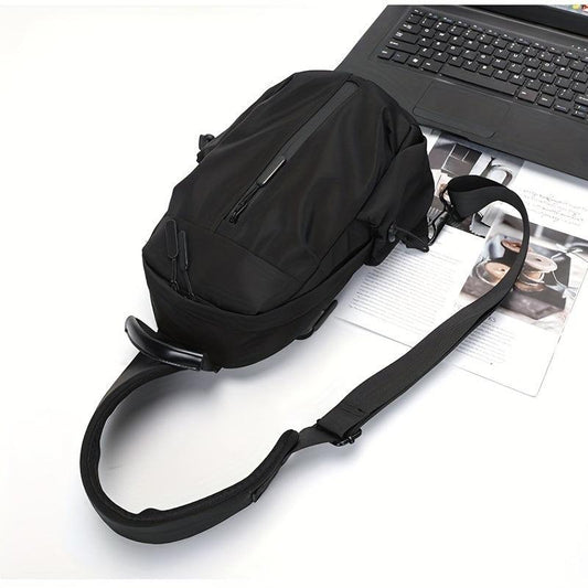 Men's Chest Bag Wear-resistant USB Travel Shoulder Crossbody Bag