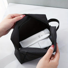 Portable Travel Bag Minimalist Makeup Zipper Pouch Toiletry Wash Bag