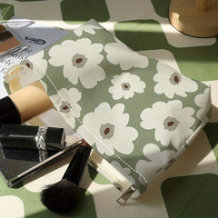 Flower Pattern Makeup Pouch Lightweight Cosmetic Bag