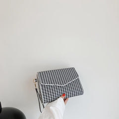 Plaid Pattern Handbag Women Vegan Leather Clutch Purse with Wristband