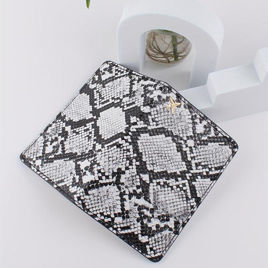 Travel Gilt Passport Holder For Men And Women