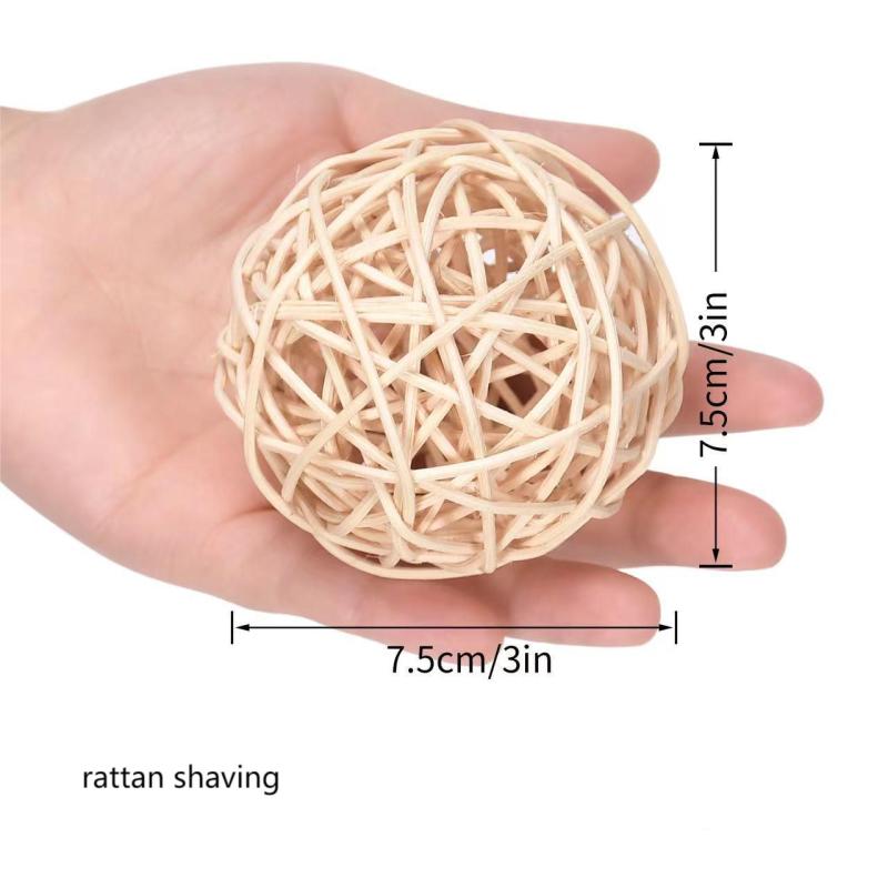 Small Animal Straw Toy Rolling Chew for Rabbits Guinea Pigs