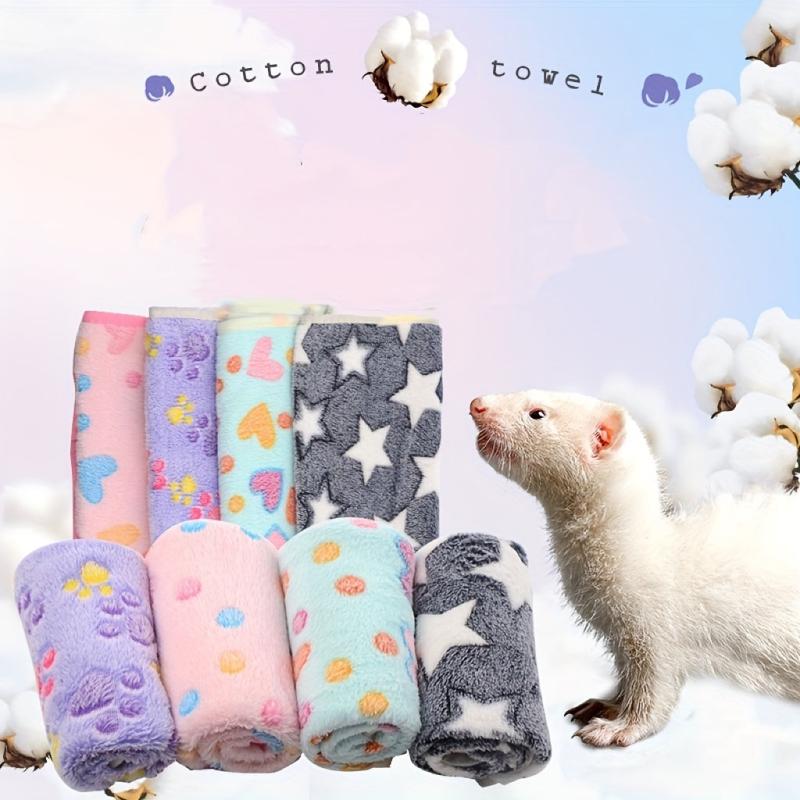 Small Pet Coral Velvet Mat Warm And Comfortable Hamster Cage Bedding