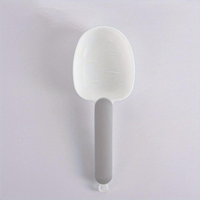 Pet Food Scoop for Easy Storage and Serving