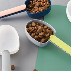Pet Food Scoop for Easy Storage and Serving