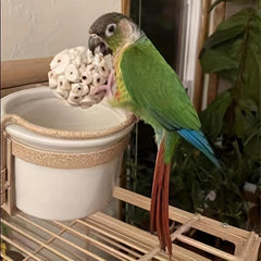 Natural Straw Ball Parrot Shredding Toy for Bird Teeth Grinding