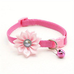 Adjustable Cat Collar with Bell and Pearl - Stylish Pet Accessory