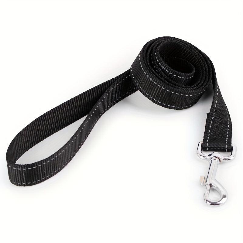 Reflective Dog Leash with Soft Handle for Easy Walking