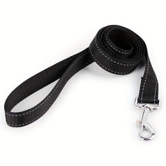 Reflective Dog Leash with Soft Handle for Easy Walking