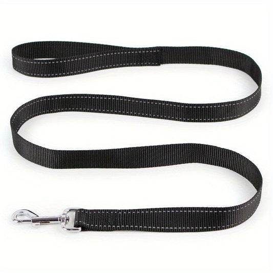 Reflective Dog Leash with Soft Handle for Easy Walking