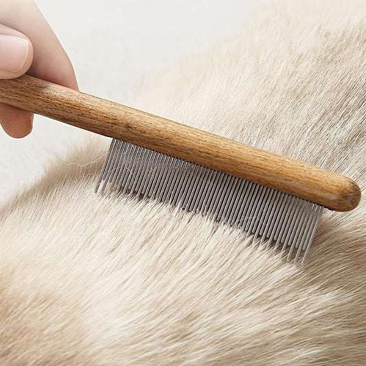 Wooden Pet Hair Comb for Dogs and Cats - Effective Hair Remover and Detangler