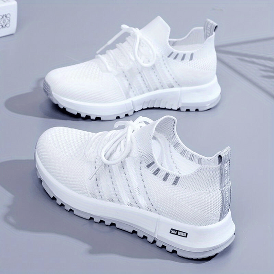 Women's Breathable Mesh Sneakers Lace Up Outdoor Shoes