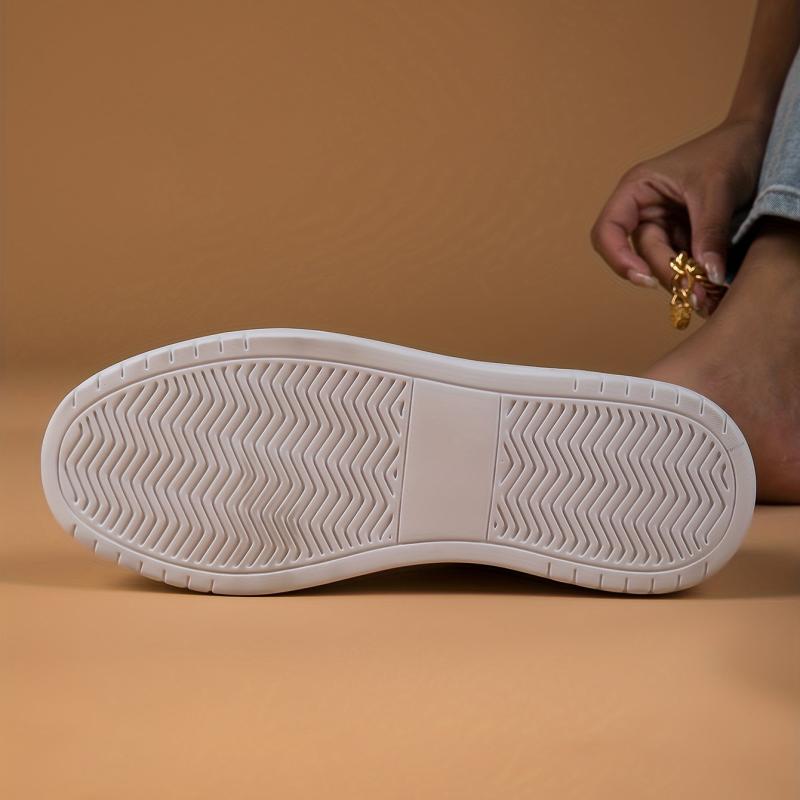 Women's Solid Skate Shoes Casual Lace Up Outdoor Shoes