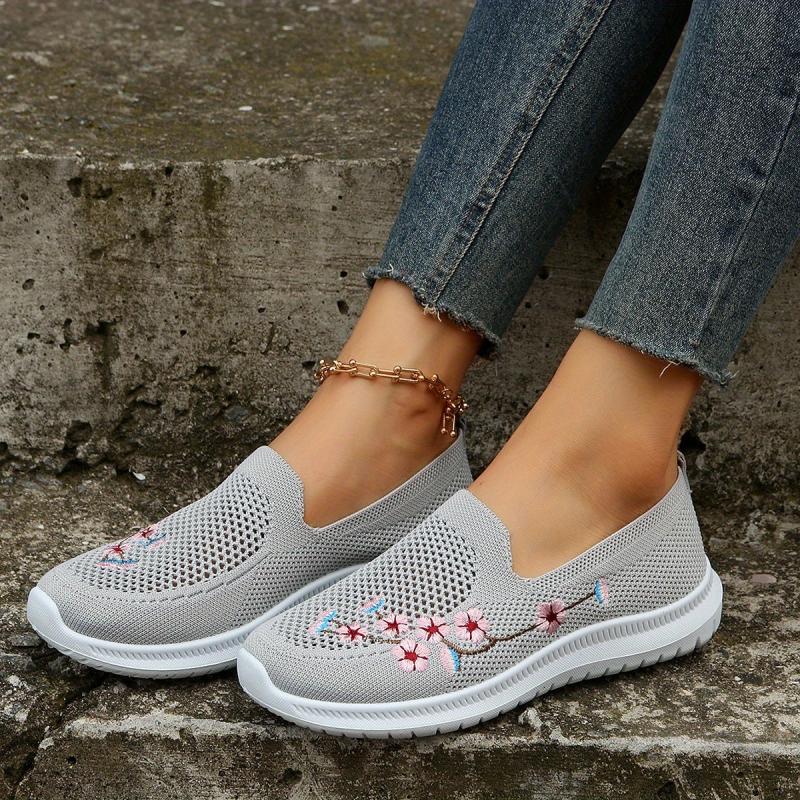 Women's Mesh Slip On Sneakers Floral Embroidered Lightweight Shoes