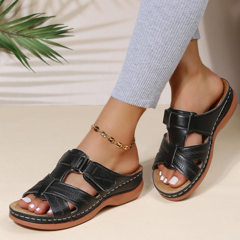 Retro Wedge Heeled Sandals Criss Cross Cut Out Hook And Loop Fastener Slippers