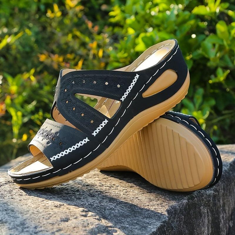 Retro Wedge Heeled Slippers Round Toe Open Toe Slides