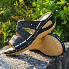 Retro Wedge Heeled Slippers Round Toe Open Toe Slides