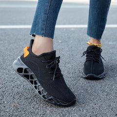 Women's Lightweight Breathable Sneakers Low Lace-up Casual Outdoor Sports Shoes