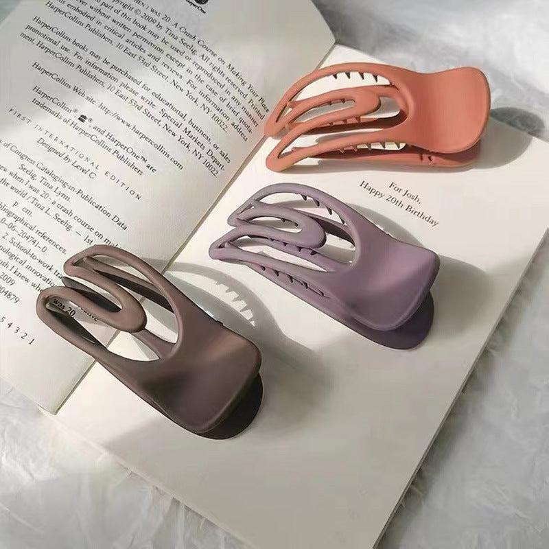 1pc Plastic Hair Clip Medium Frosted U Shape Hair Clips