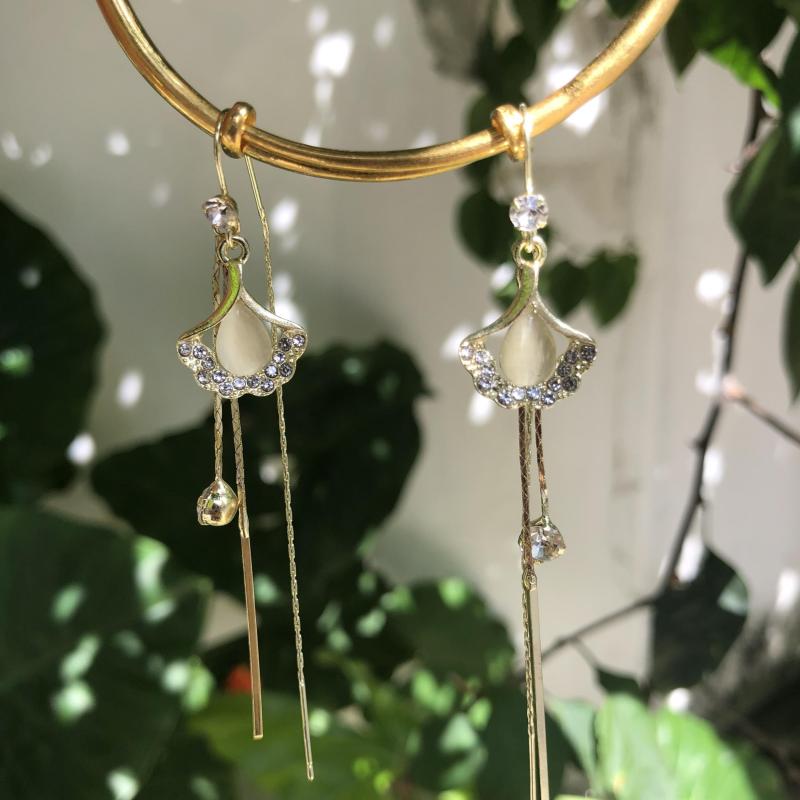 Ginkgo Leaf Earrings Cat Eye Stone Ear Jewelry